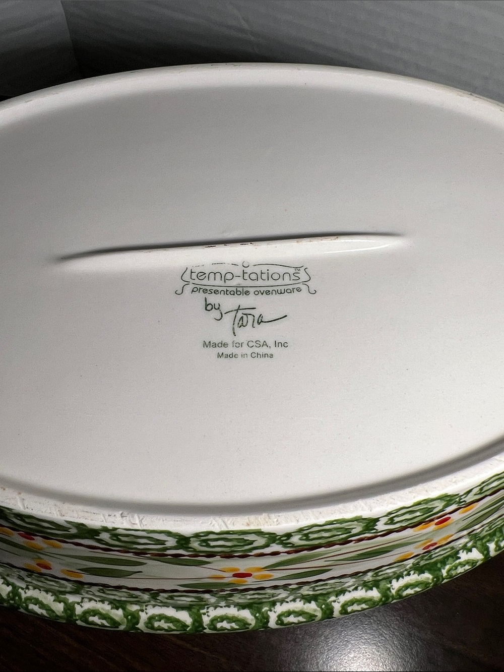 Temptations  by Tara Large Oval Ceramic Covered Casserole Dish - Picture 4 of 10